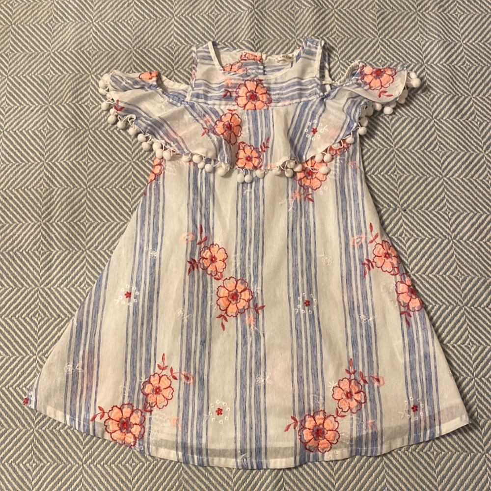 NWOT Kids' Embroidered Cold Shoulder Shift Dress Size 8